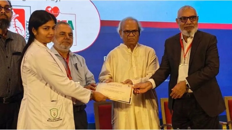 রাজনৈতিক বিবেচনায় পদোন্নতি না দেওয়া মানবতার ওপর আঘাত : রিজভী