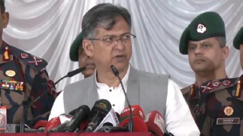 পিলখানায় স্বরাষ্ট্রমন্ত্রী মিয়ানমার সীমান্তে ১০৯ ক...