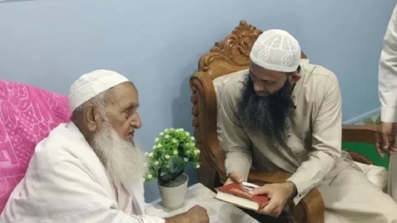 হেফাজতের আপত্তিকে চাপ নয়, গঠনমূলক পরামর্শ হিসেবে দেখি: ধর্ম প্রতিমন্ত্রী