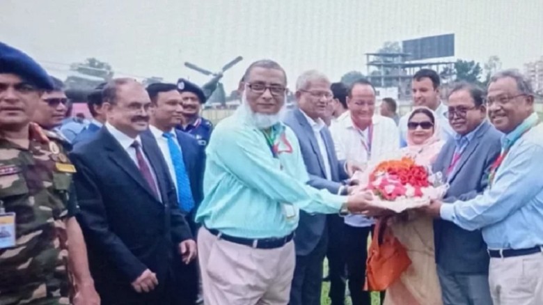 রাষ্ট্রপতি দুই দিনের সফরে ঠাকুরগাঁওয়ে পৌঁছেছেন