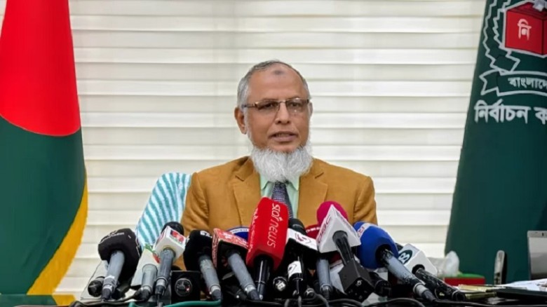 চলতি মাসের মধ্যেই ইউপি নির্বাচনের তফসিল: ইসি আনোয়ারুল